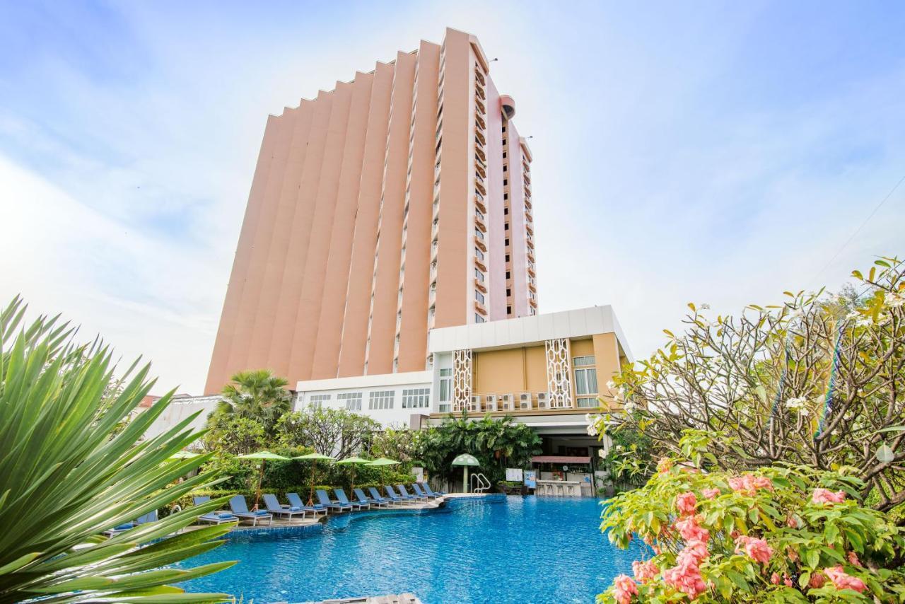 Golden Beach Cha-Am Hotel Exterior photo