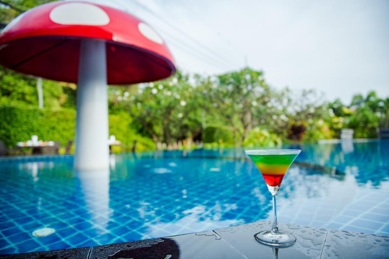 Golden Beach Cha-Am Hotel Exterior photo