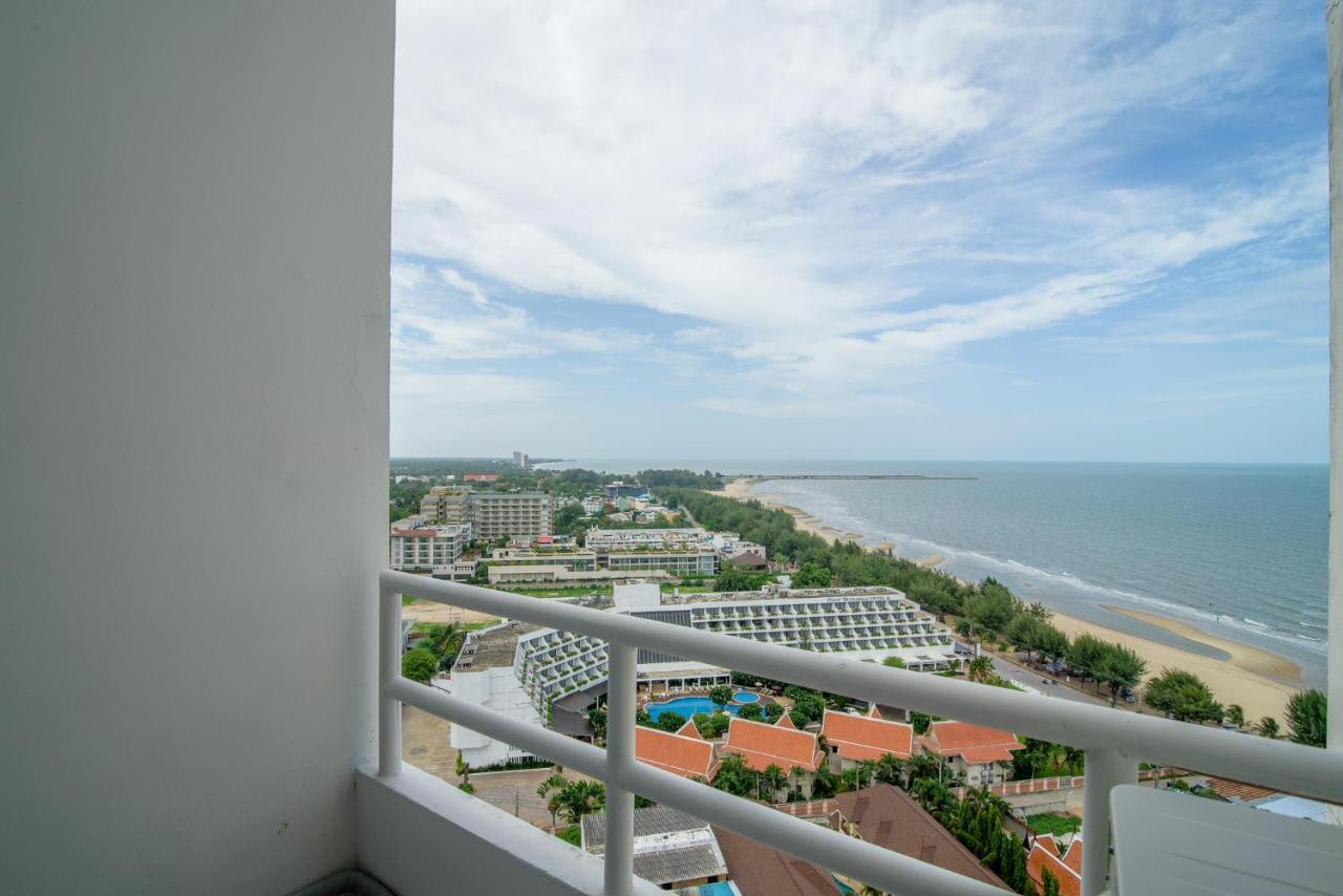 Golden Beach Cha-Am Hotel Exterior photo