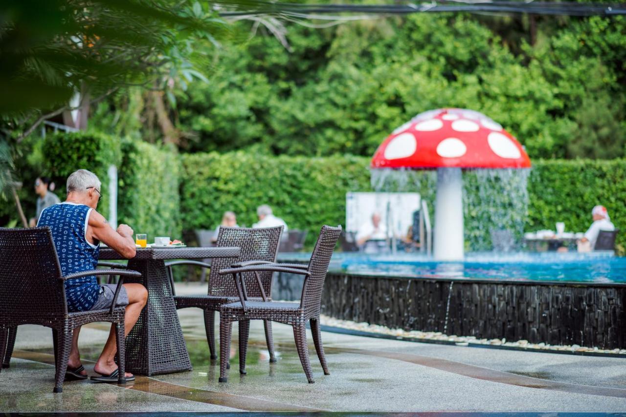 Golden Beach Cha-Am Hotel Exterior photo